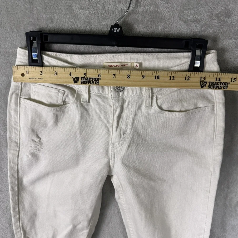 Levis 535 Jeans Womens 27 White Distressed Super Skinny Stretch Ripped Knee‎ - Picture 4 of 12
